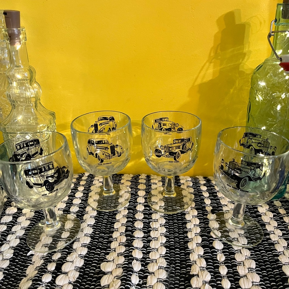 Set of 4 FORD Vintage Car Design Glass Goblets - Set of 4 - Picture 6 of 10